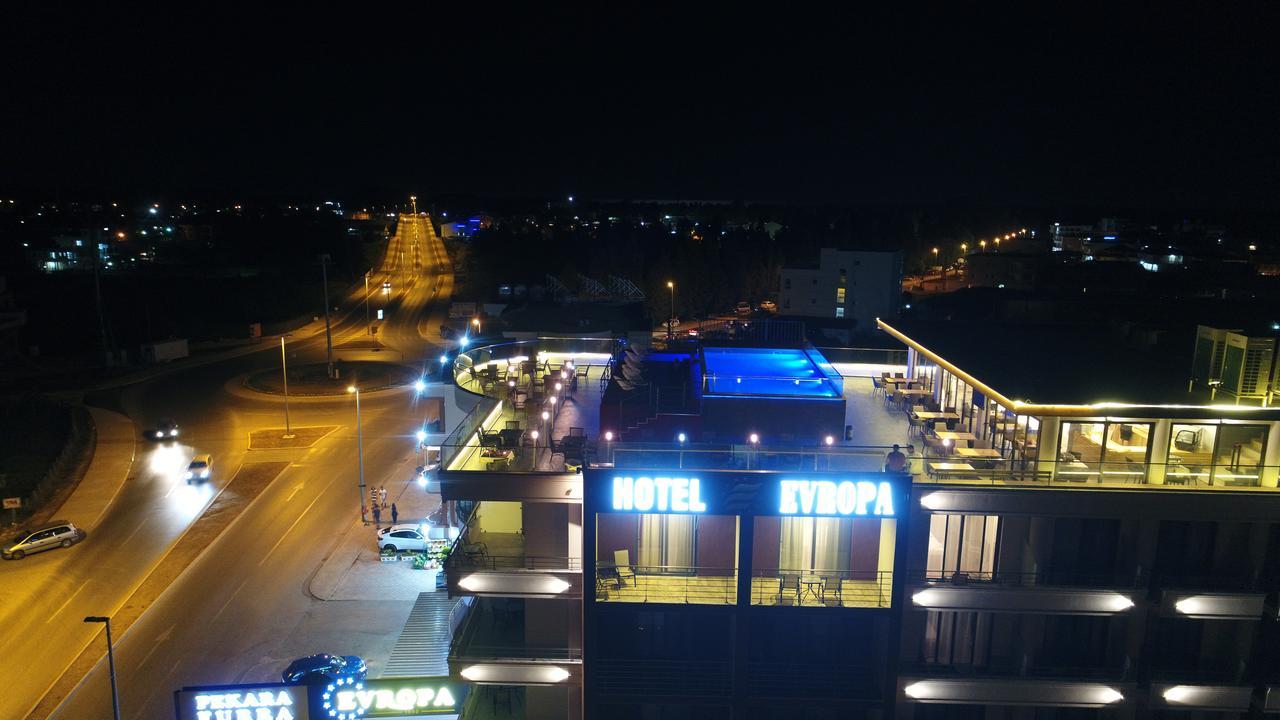 Hotel Evropa Улцинь Екстер'єр фото